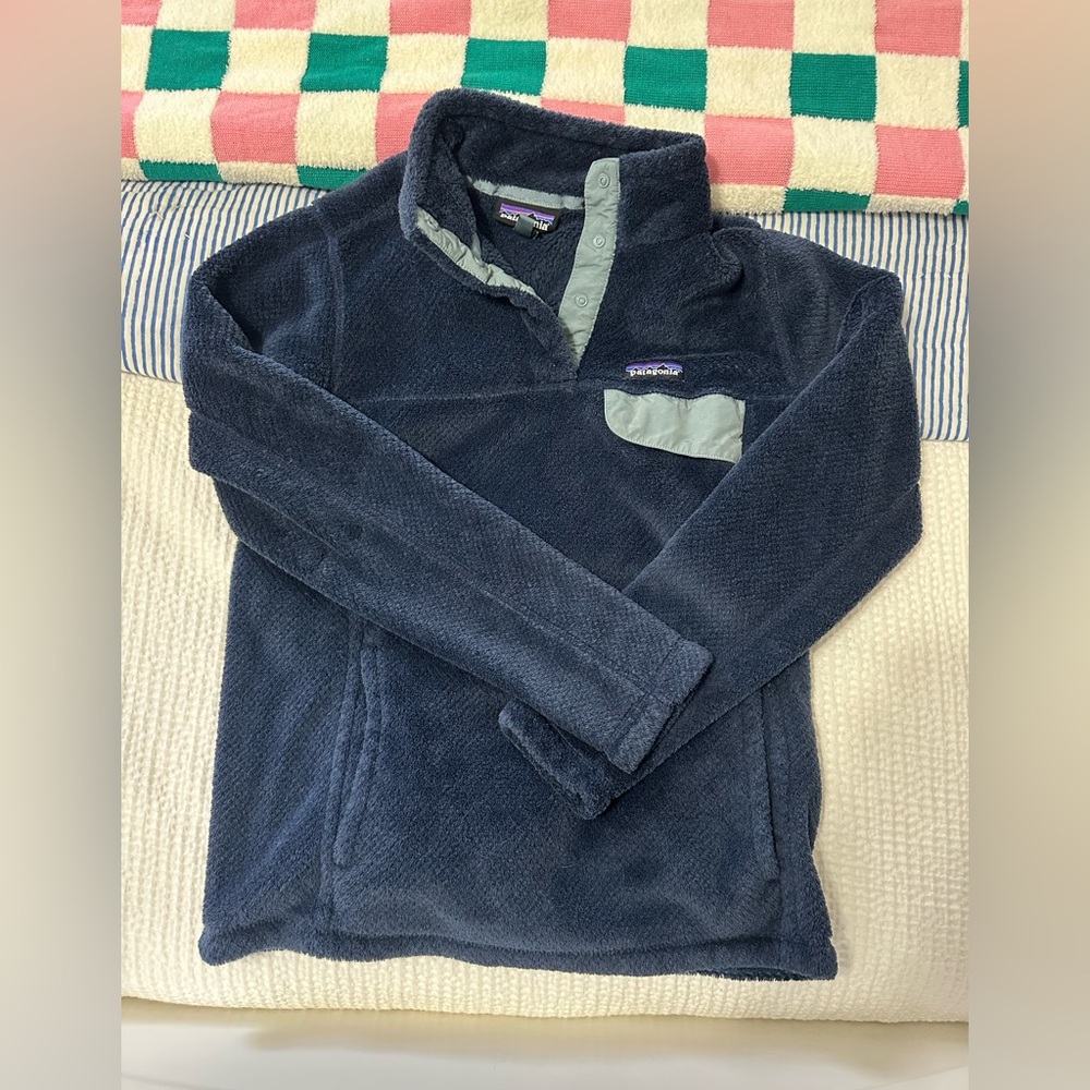Patagonia women’s pullover